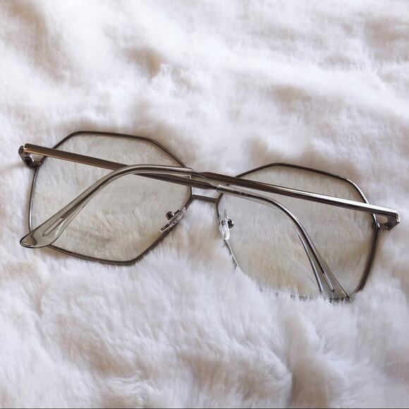 Peyton Silver Hexagon Clear Sunglasses - Picture 11 of 11